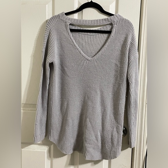 Open back sweater - Picture 3 of 4